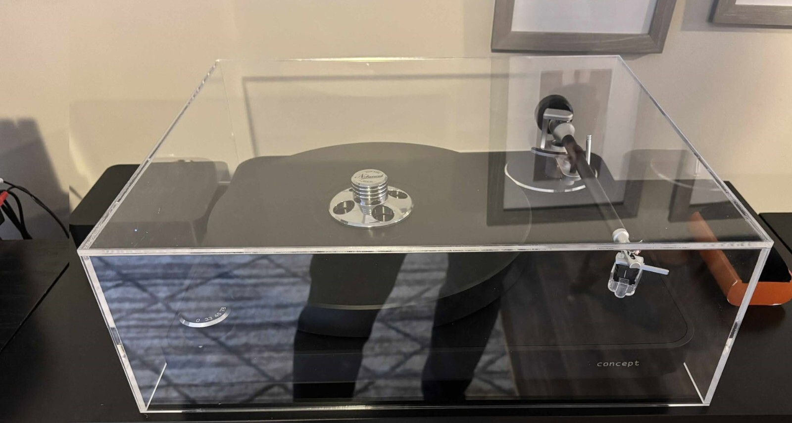 Dust cover for ClearAudio Concept turntable