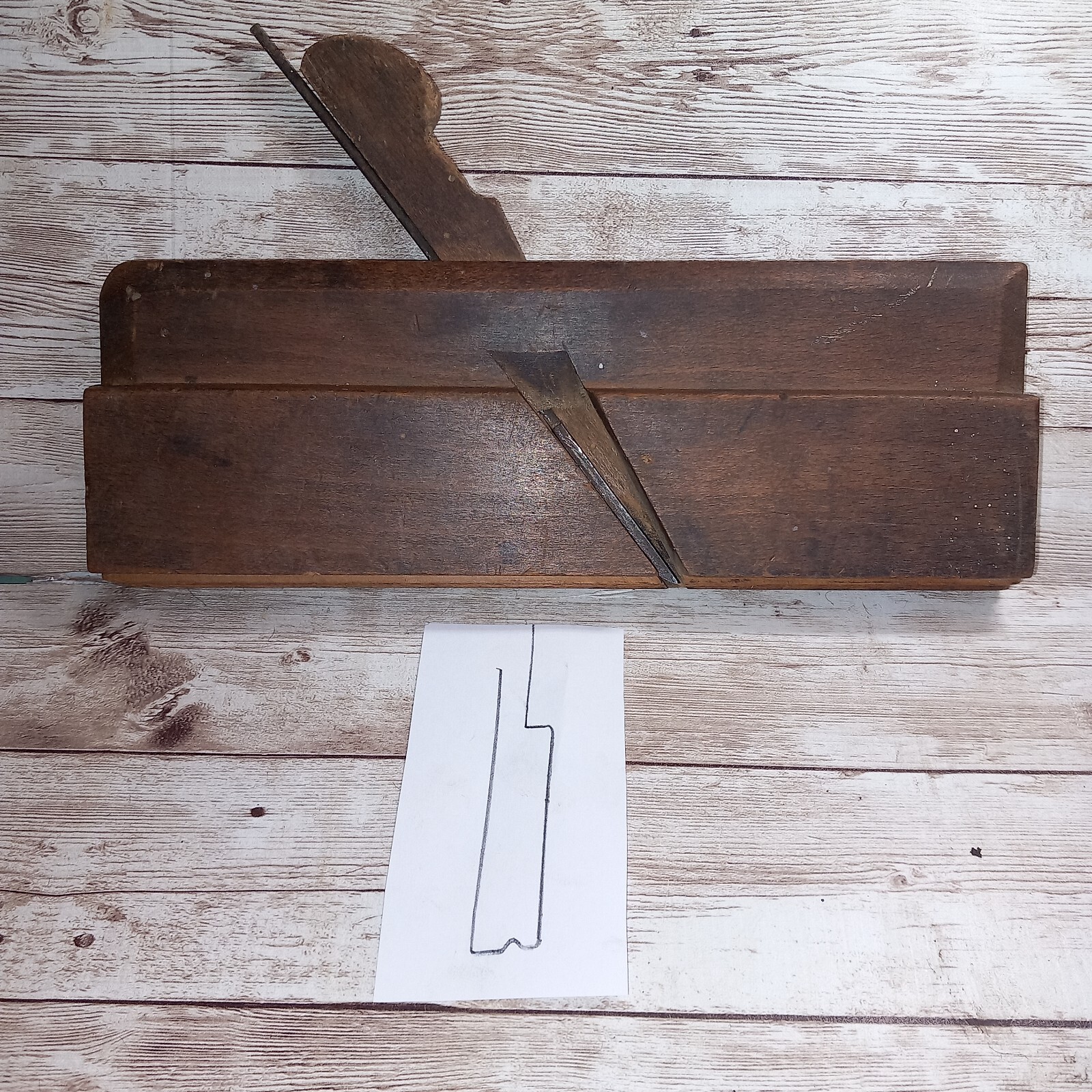 Vintage Wooden Moulding Plane Grooved  1/4  Cox Luckman