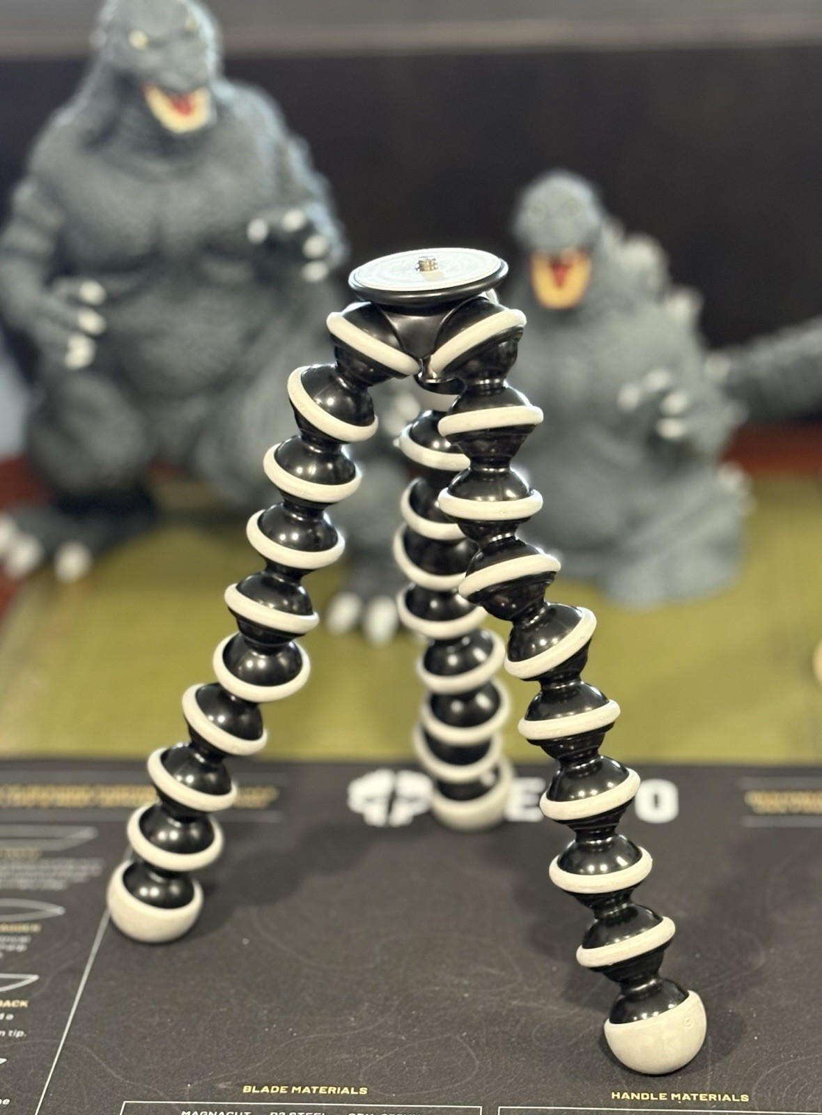 JOBY GorillaPod GREAT FLEXIBLE MINI-TRIPOD!!