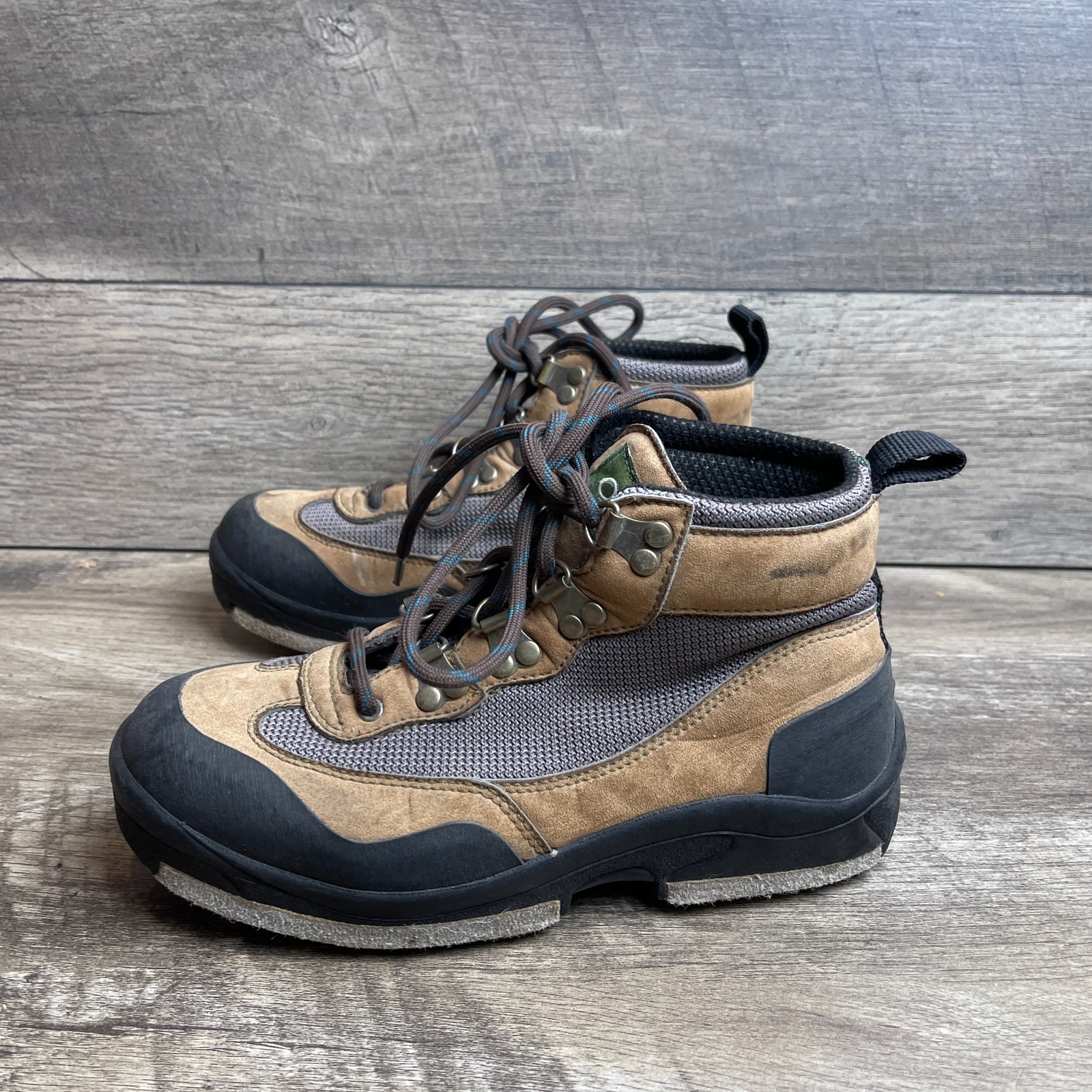 Orvis Men's Wading Boots Tan Black Felt Bottom Outdoor Fly Fishing Boots