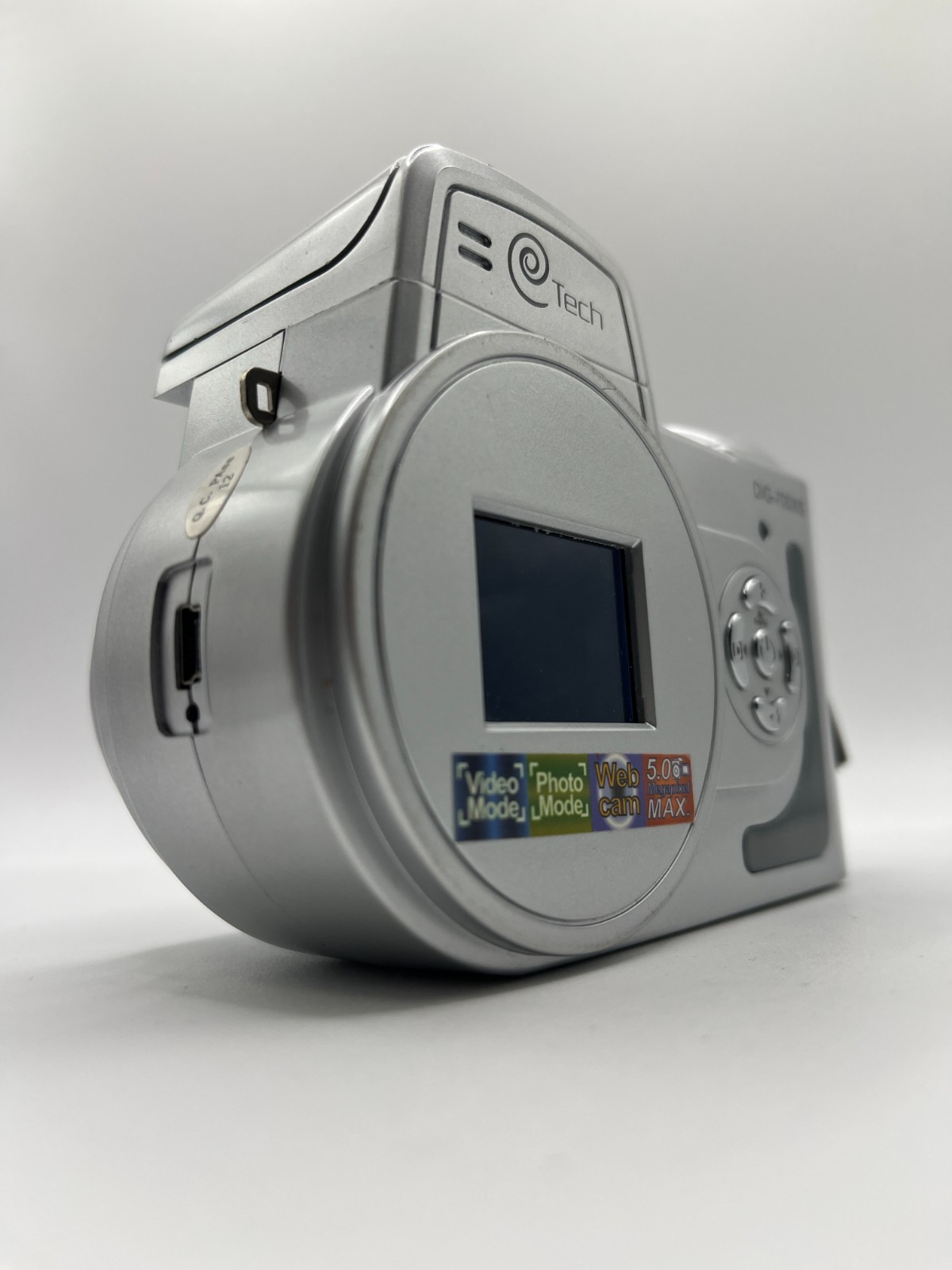 E-TECH DIG-700XS Digital Camera / 4X Digital - Tested + Working