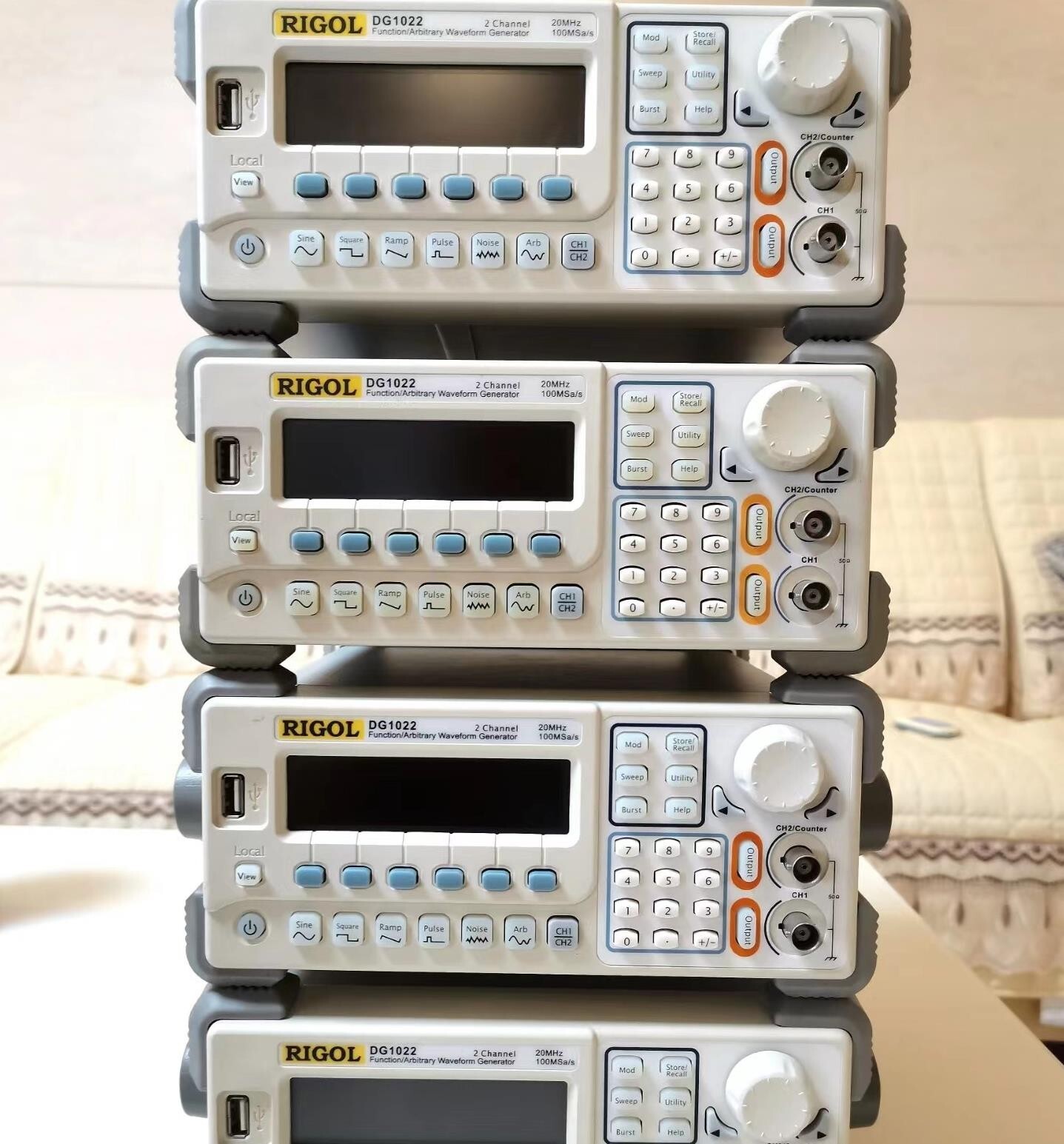 Free shipping 1pc USED RIGOL DG1022 TESTED