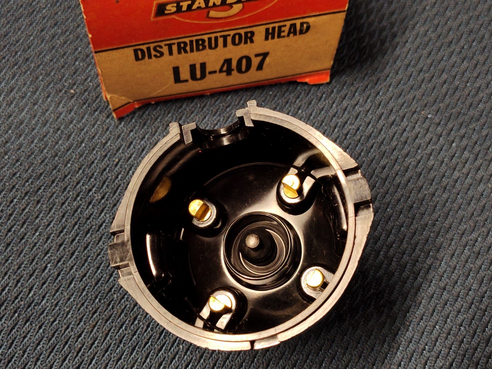 Distributor Cap Standard LU407 appl from 1951-76