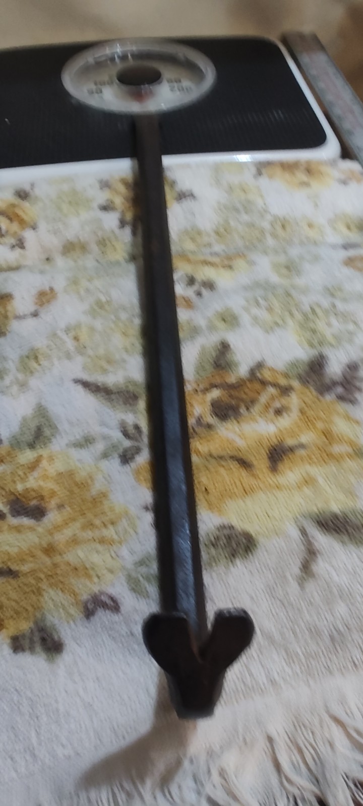 Vintage Unbranded Modified Crow Bar/Nail Puller Tool w/Pointed Alignment End