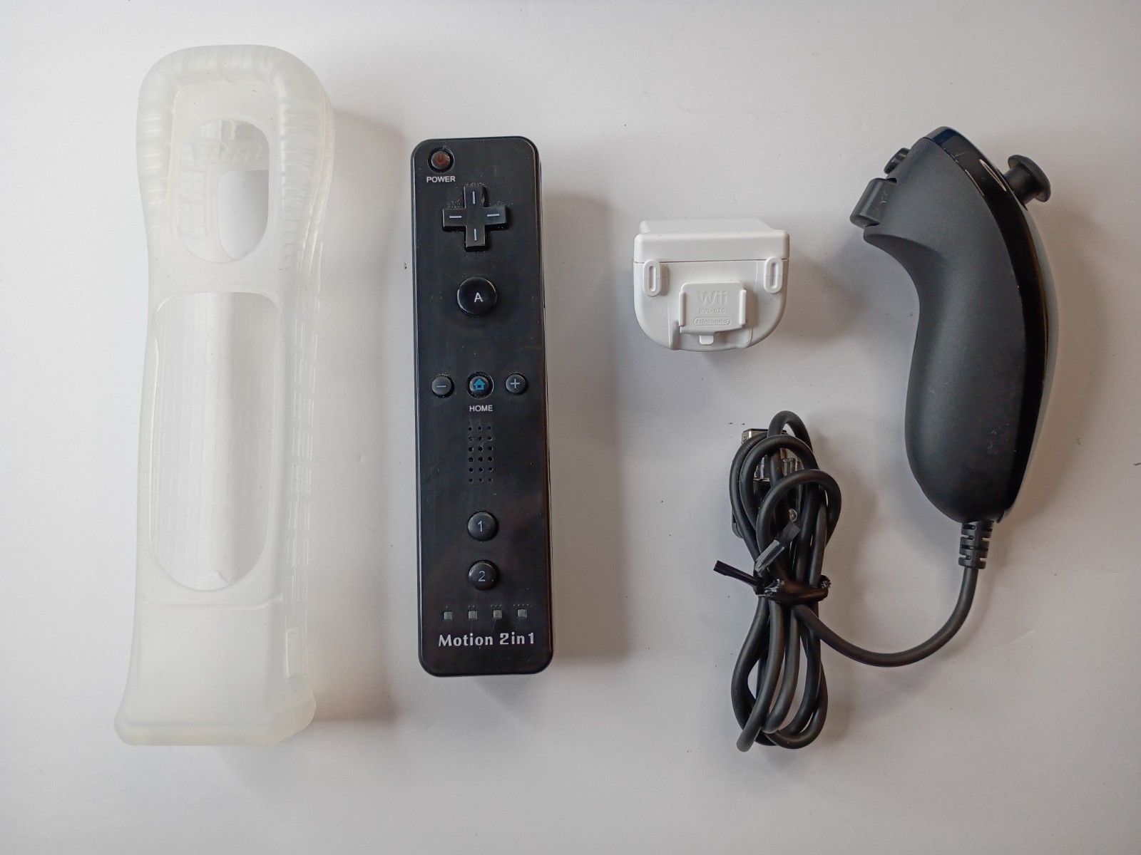 Nintendo Wii Limited Edition Blue Console System Bundle with 4 Games