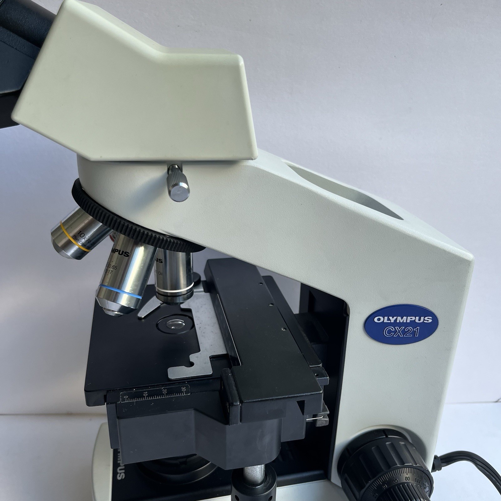 OLYMPUS CX21 CX21FS1 Binocular Microscope Plan x4 x10 x40 x100 Objectives