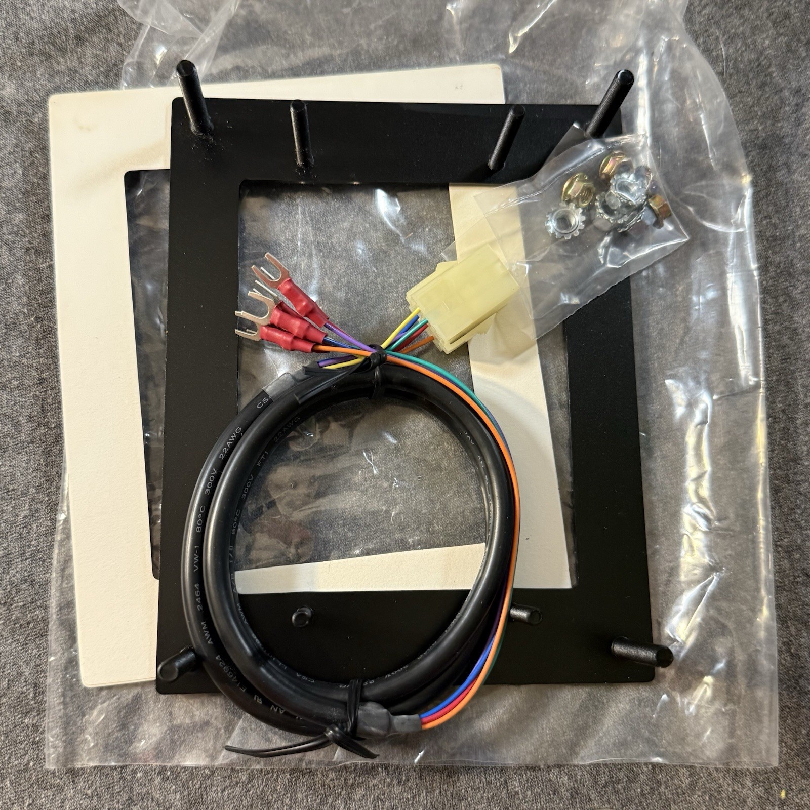 GAMEMAX BL-600H-US2 Bill Acceptor Validator NIB Includes Instruction Sheet