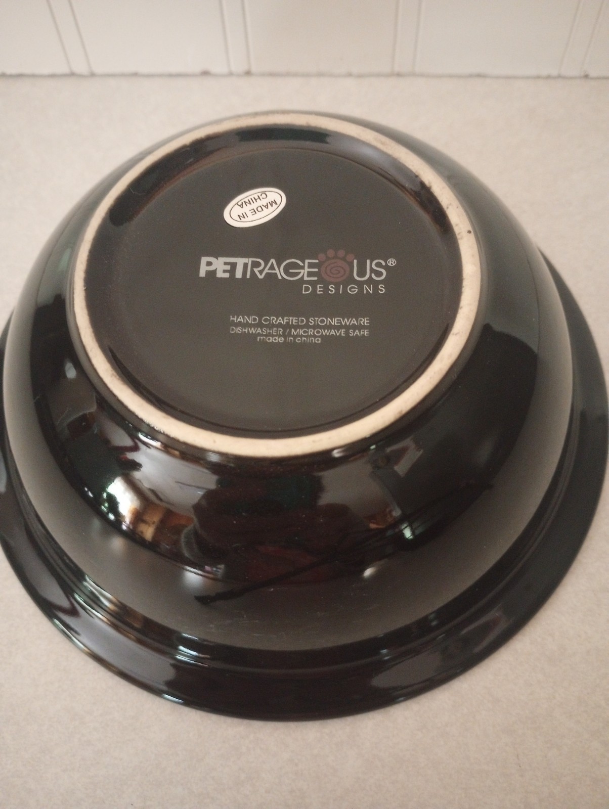 NEW PETRAGEOUS DESIGNS 3-PIECE PET DINING SET