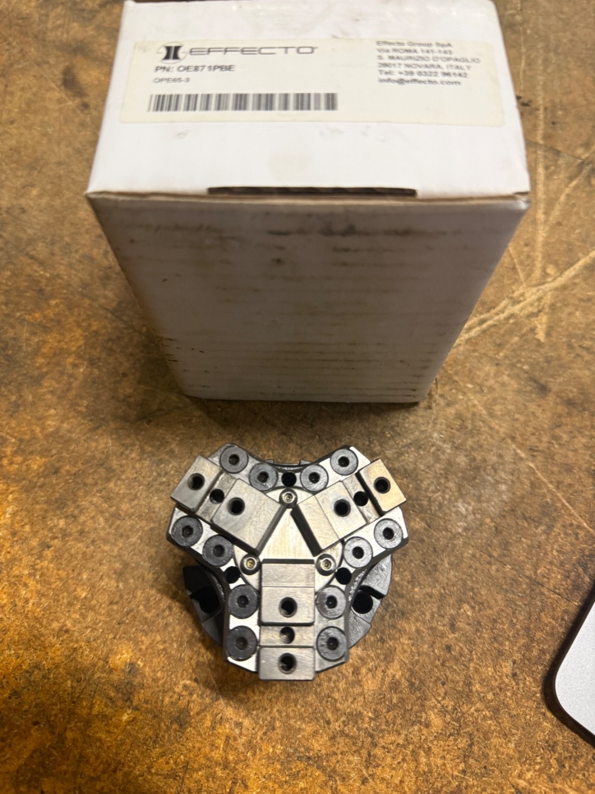 Effecto OE871PBE 3-Jaw Parallel Gripper (NEW)
