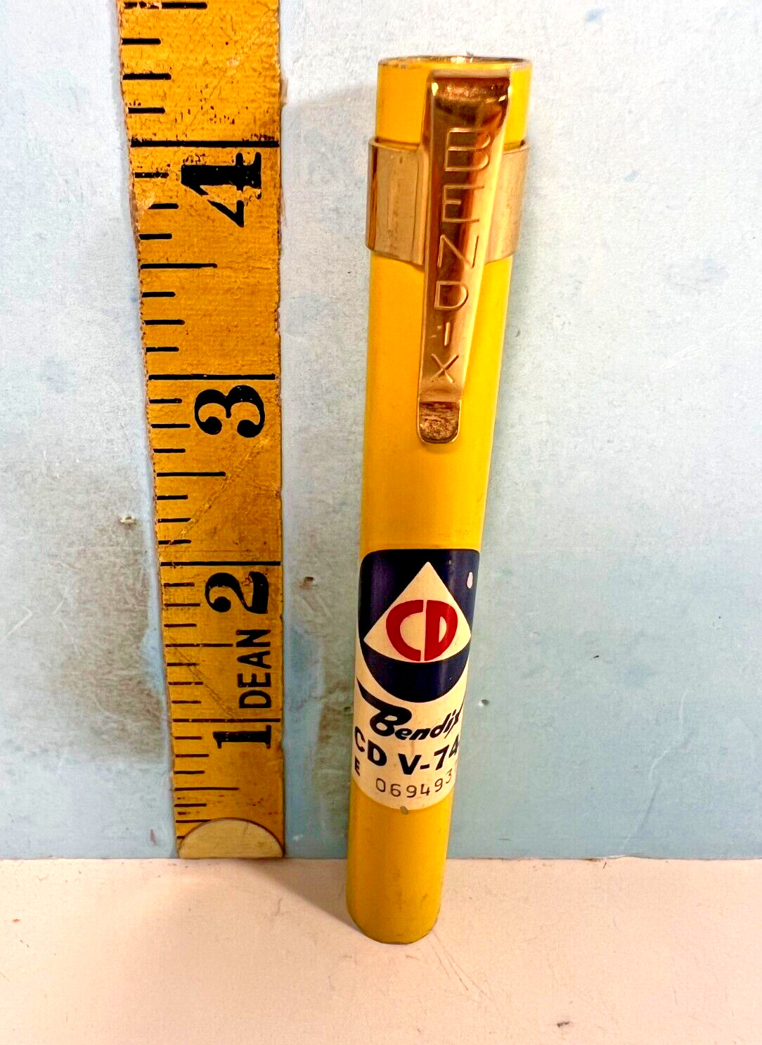 Vintage Bendix Civil Defense CD V-742 Radiological Dosimeter Pocket Pen