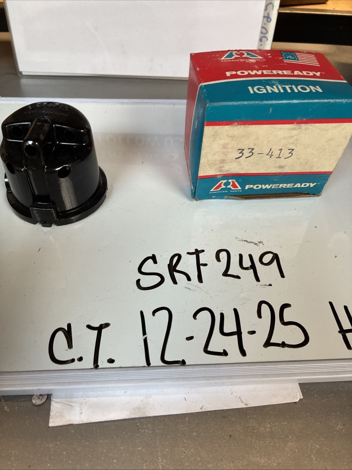 (1) NOS American Parts PowerReady 33-413 Distributor Cap