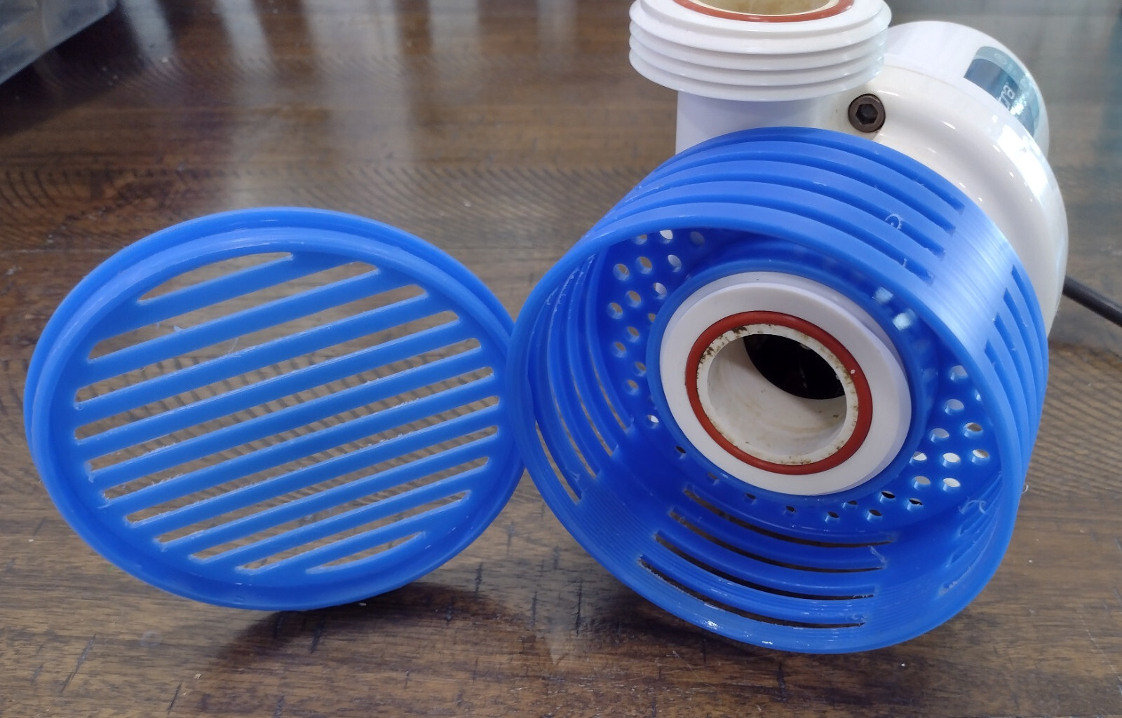 Vectra L2 Aquarium Sump Pump Strainer Filter Guard Slim