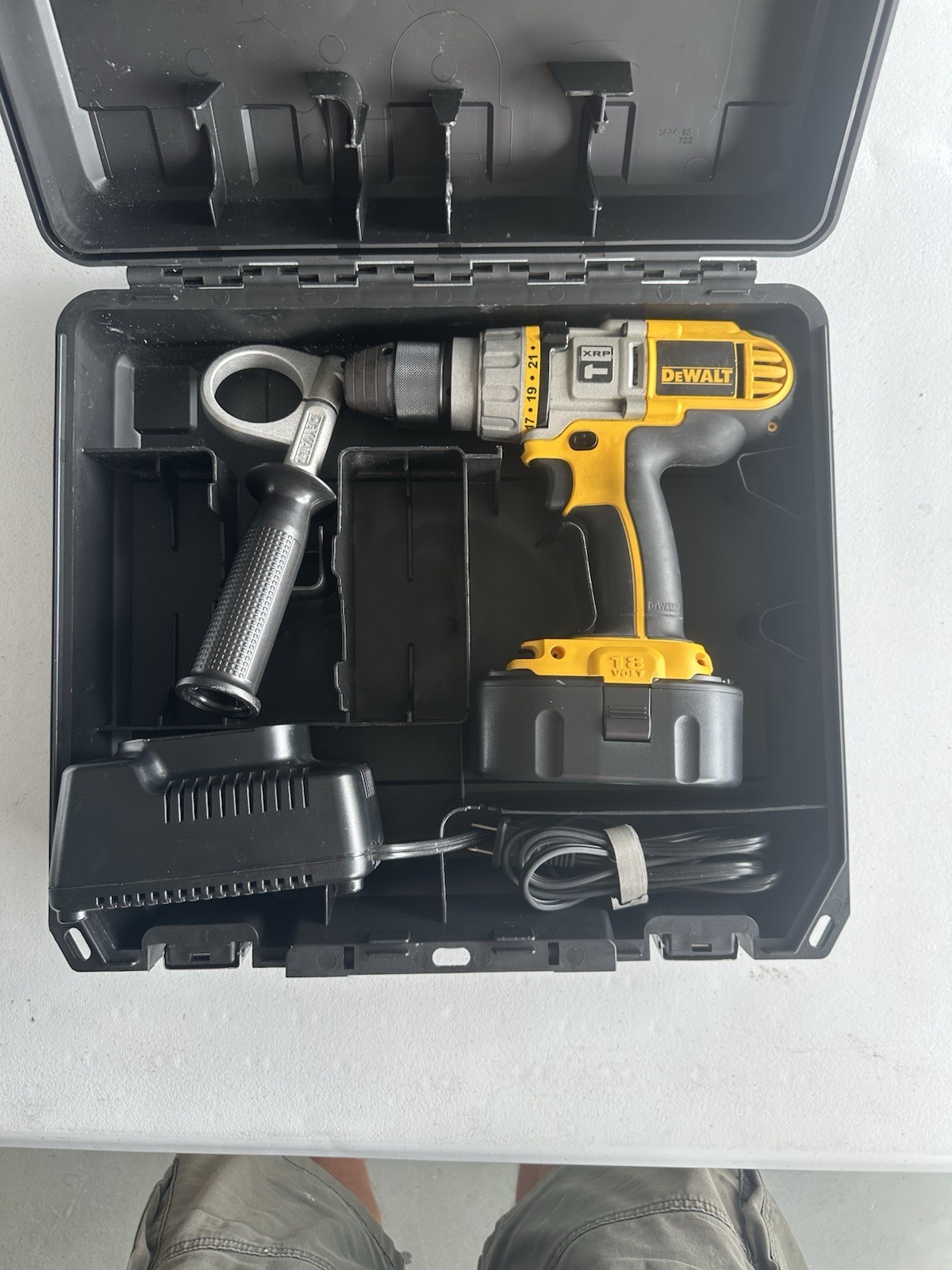 DeWalt Hammer Drill DCD970 18V 1/2” VSR Cordless