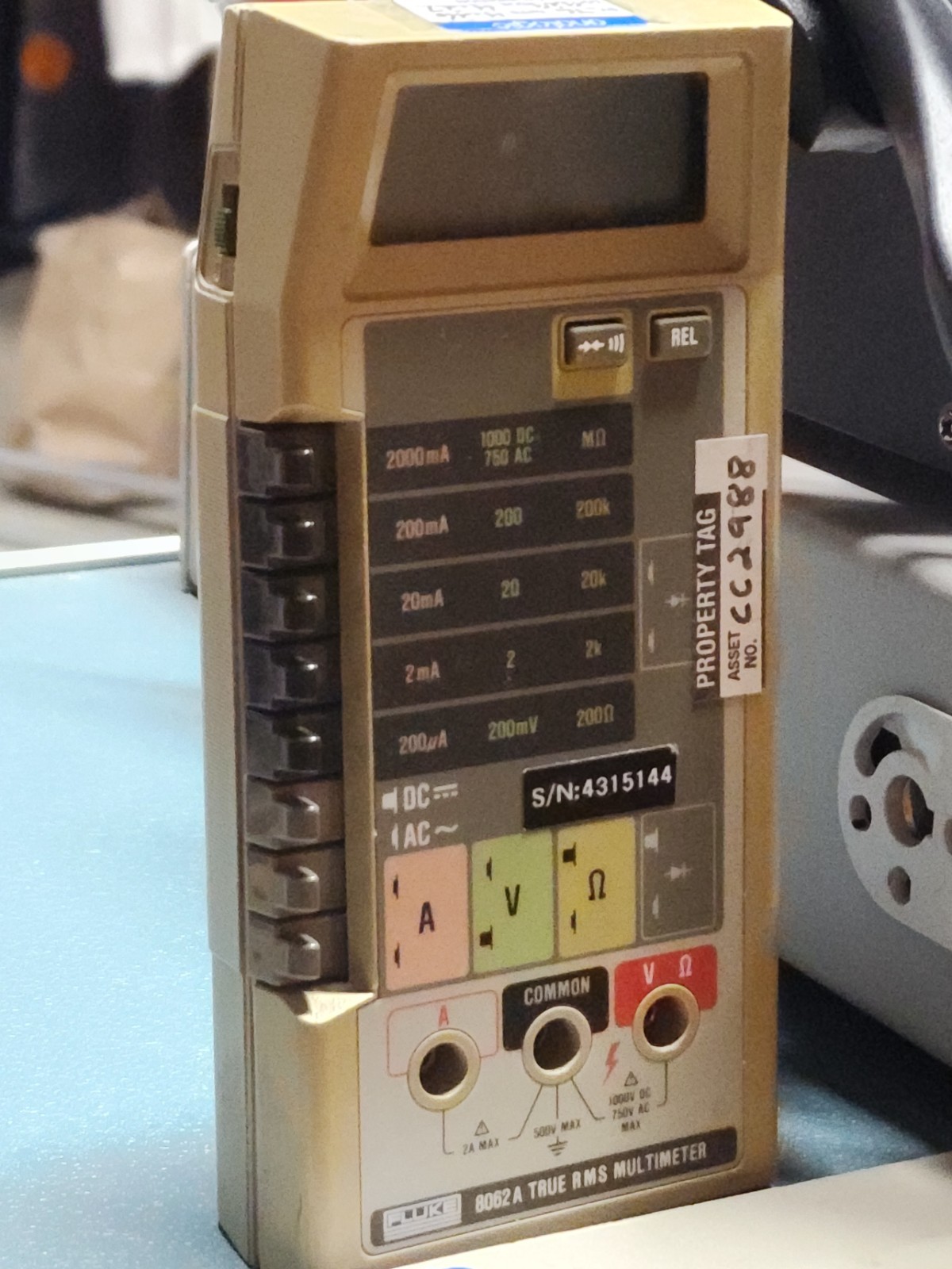 Fluke 8062A True RMS Digital Multimeter