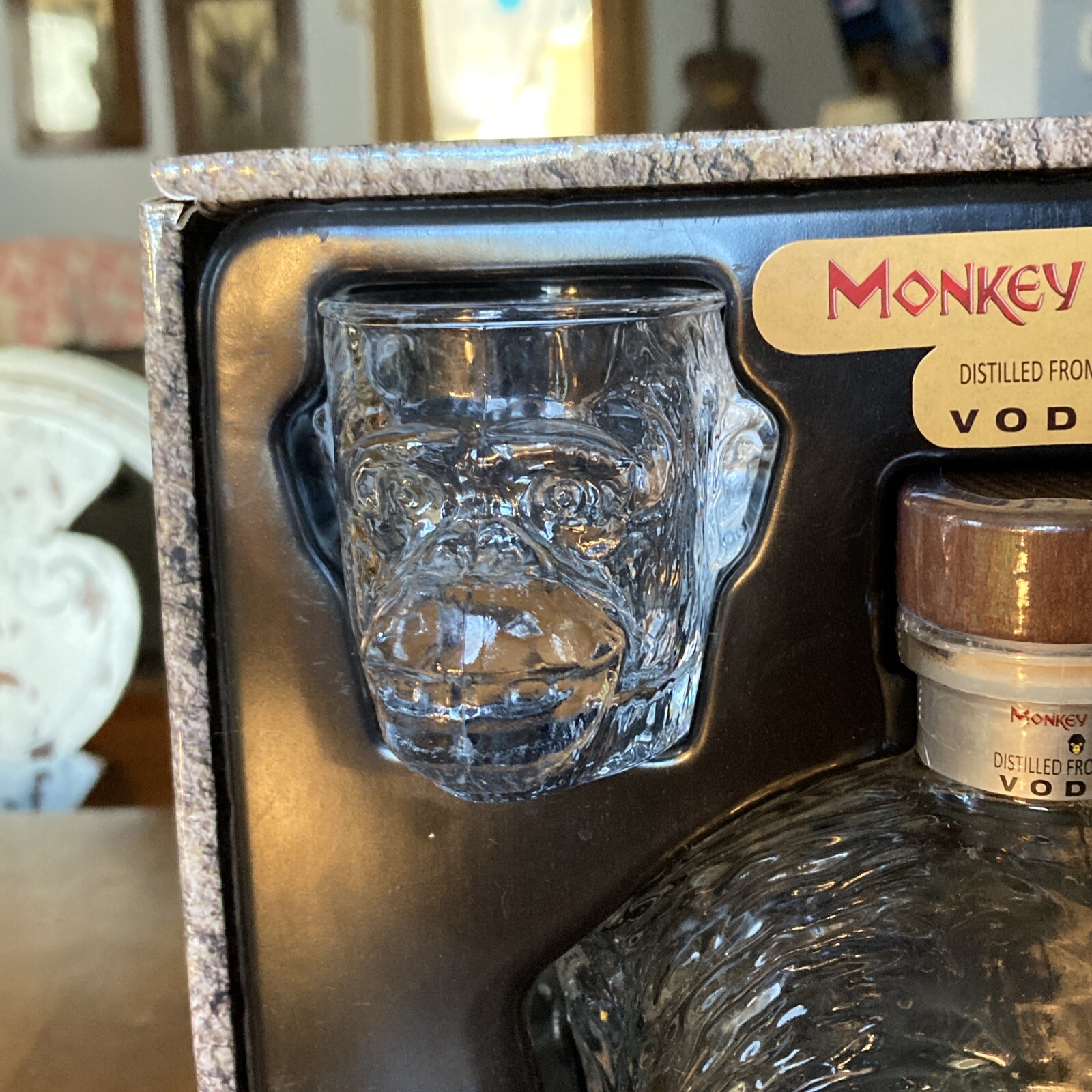 Monkey Head Vodka 750ml Bottle Decanter EMPTY w/ 2 Shot Glasses & Display Box