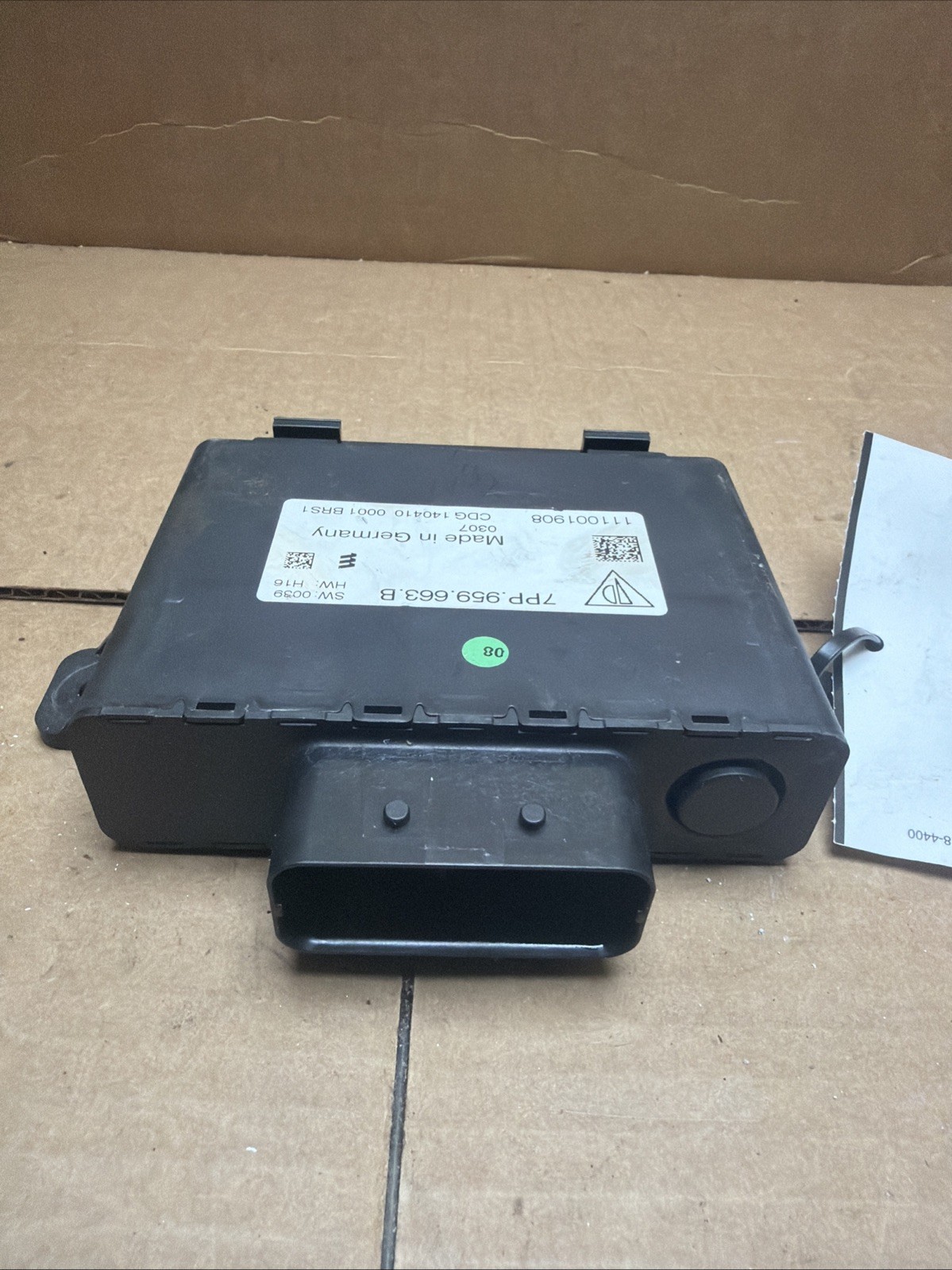 2010-2018 Porsche Panamera Voltage Regulator Module 111001908