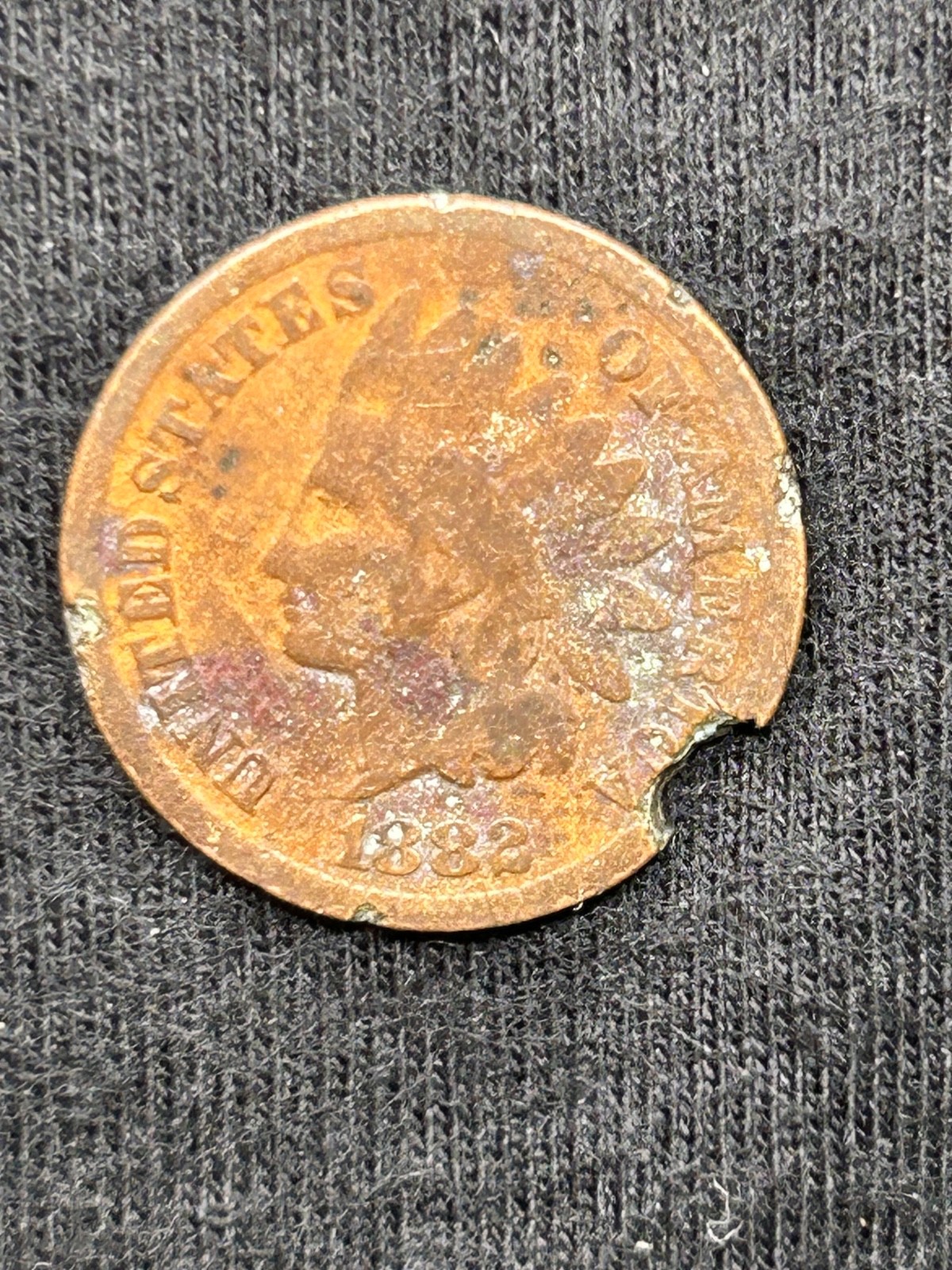 1882 INDIAN HEAD CENT WITH POSSIBLE PLANCHET DEFECT