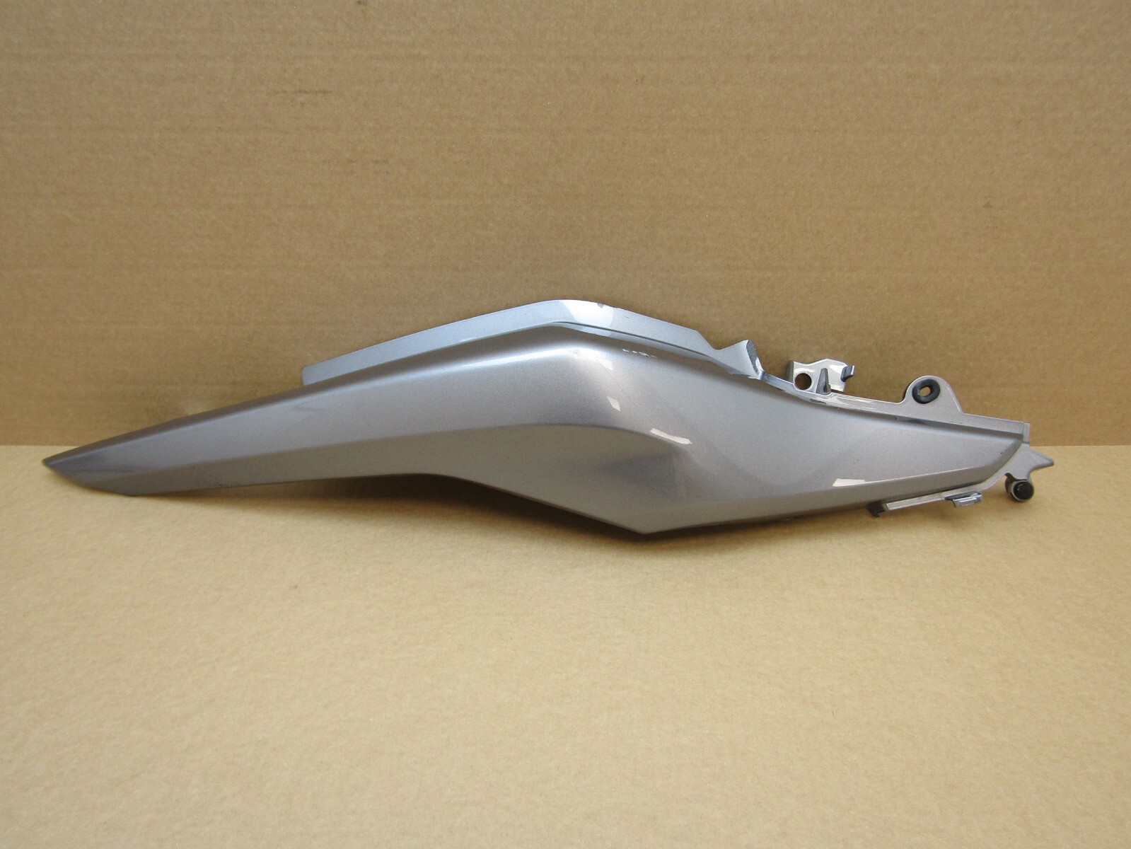 Honda CB125F M-M 2022 8,096 miles right tail fairing panel (14441)