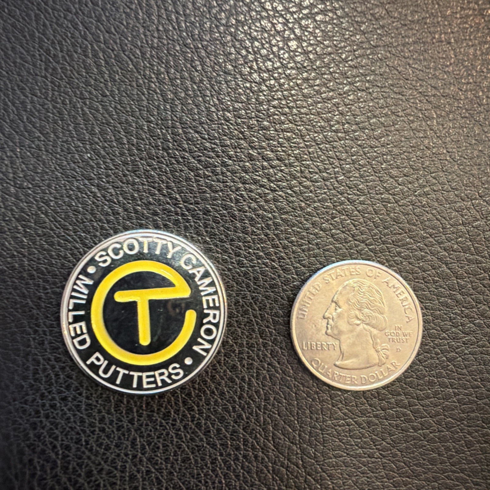 GOLF BALL MARKER - YELLOW CIRCLE T
