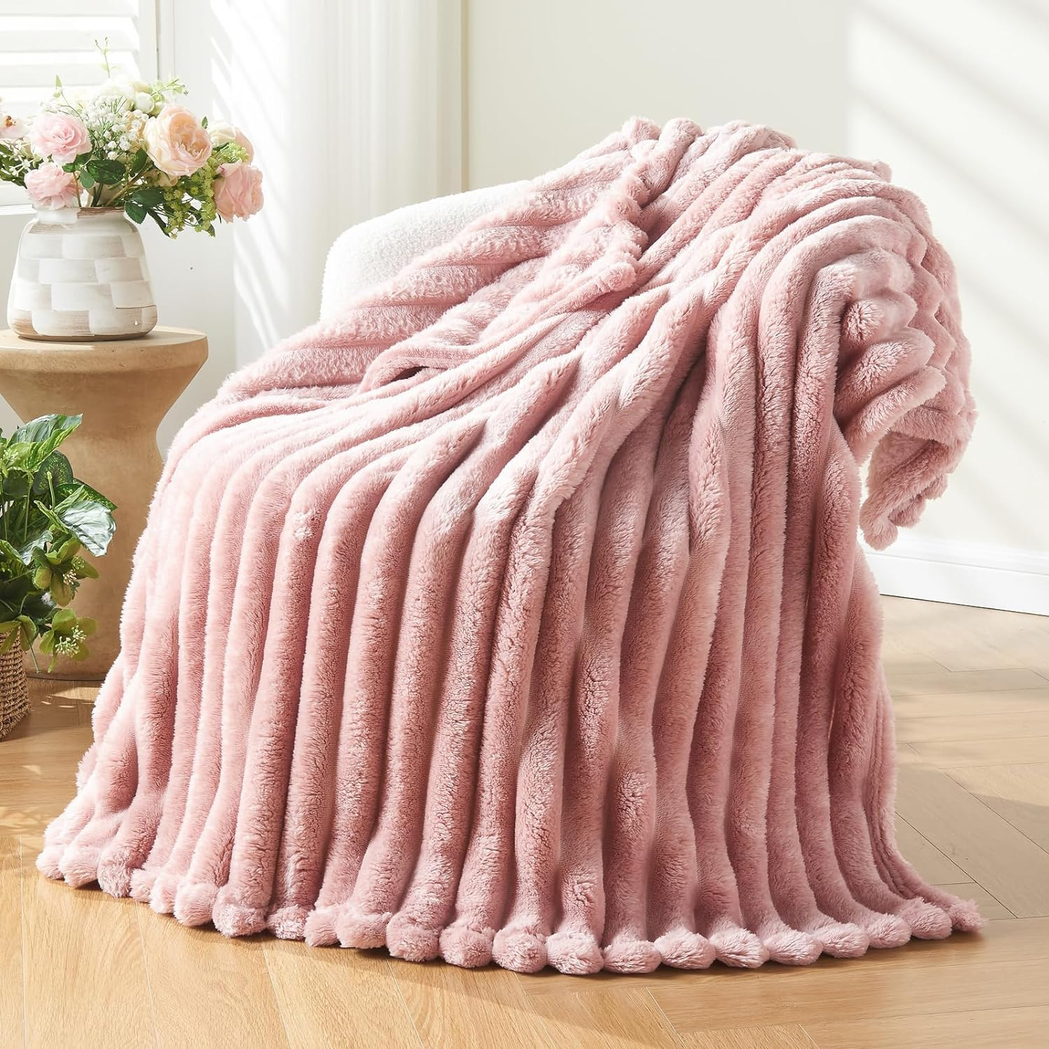Super Soft Throw Blanket Pink Premium Silky Flannel Fleece 3D Ribbed Jacquard Li