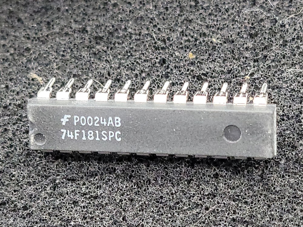 New (1pc) 74F181SPC FAIRCHILD IC Logic