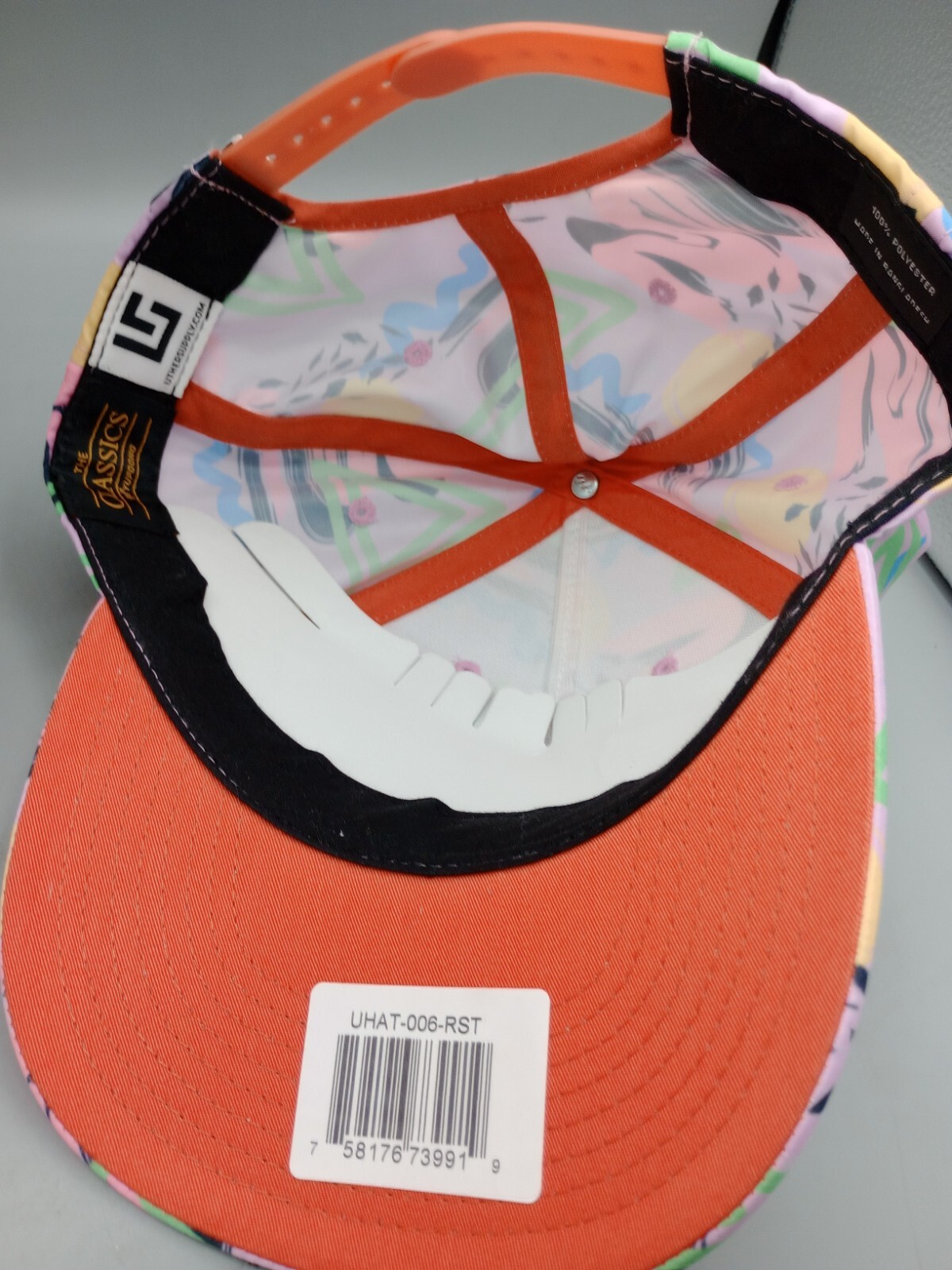 UTHER GOLF HAT CAP - NWT