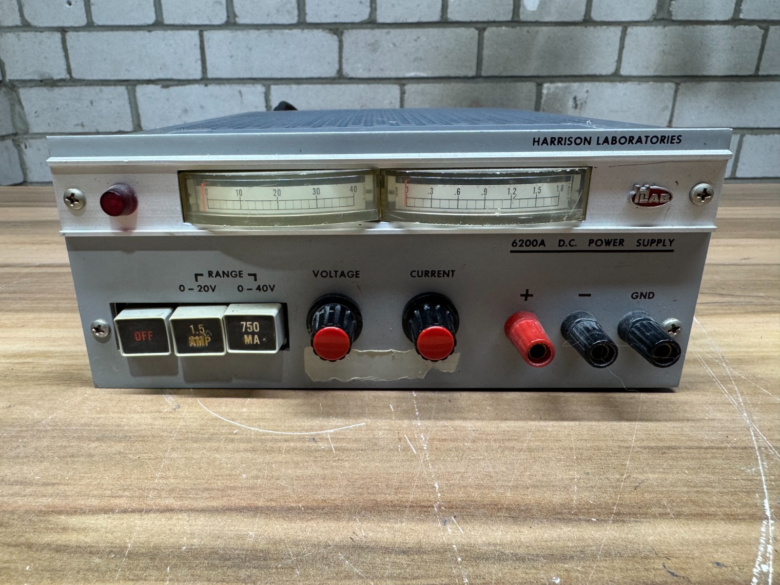 Harrison Laboratories 6200 DC Power Supply
