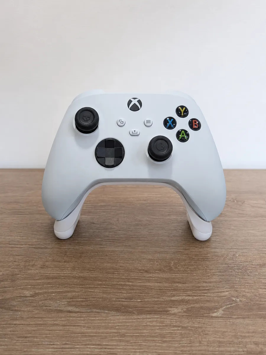 Low Profile and modern Stand Holder for XBOX Controller 3D Printed
