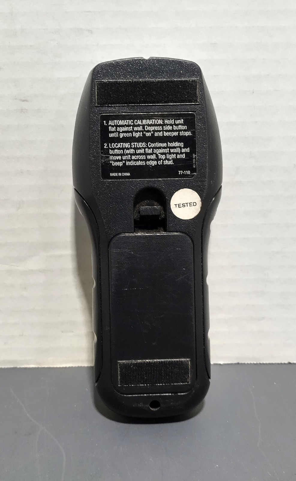 Stanley IntelliSensor Model 77-110 Electronic Handheld Stud Finding Tool