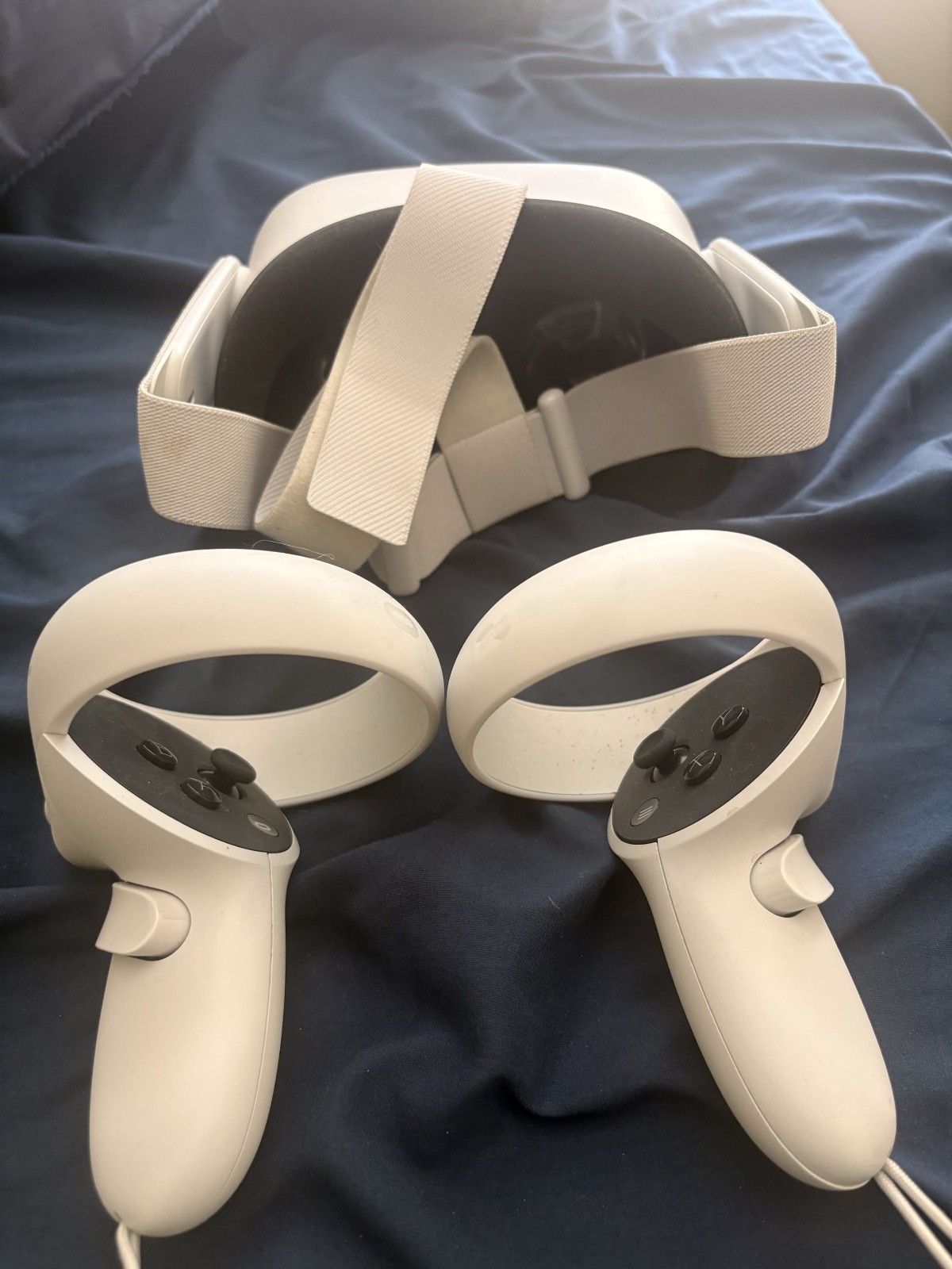 Meta Oculus Quest 2 128GB Advanced All-In-One VR Headset - White