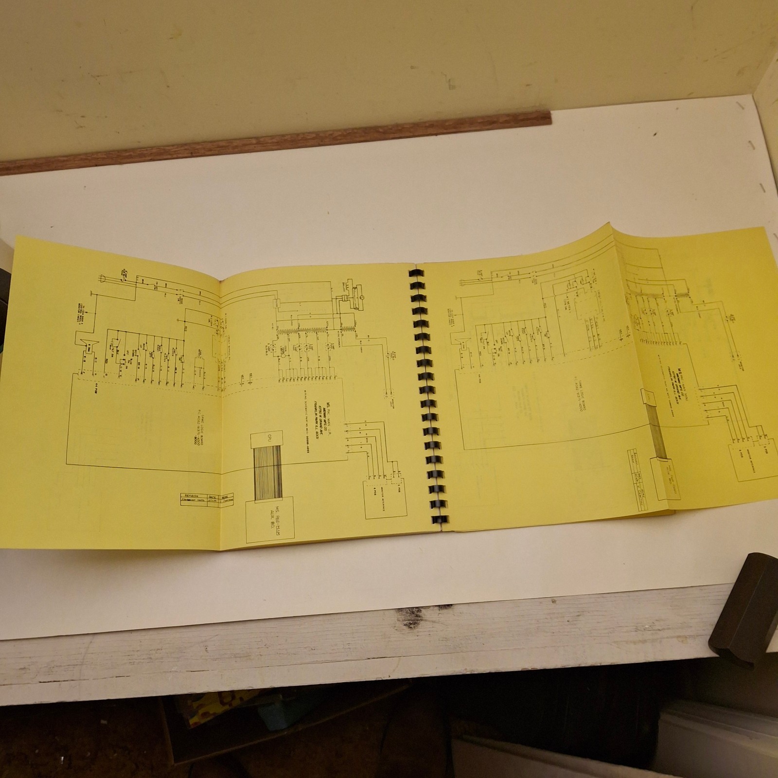 Ms. Pac-Man Pacman 1982 Arcade Operating Manual Midway Game Machine Schematics