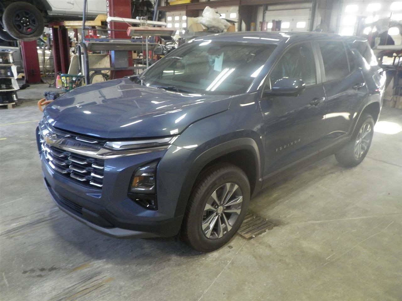 2026 Equinox Upper/Lower Air Shutter