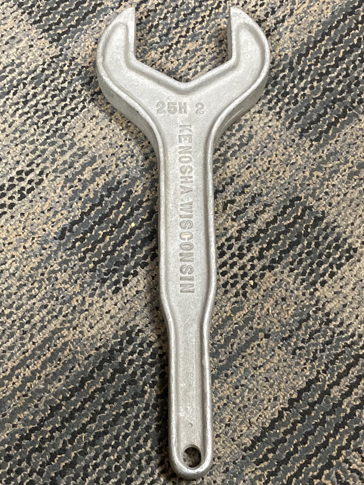 NOS 25H-2  G & H Products Aluminum   2" Dairy Wrench   15" new-old stock unused