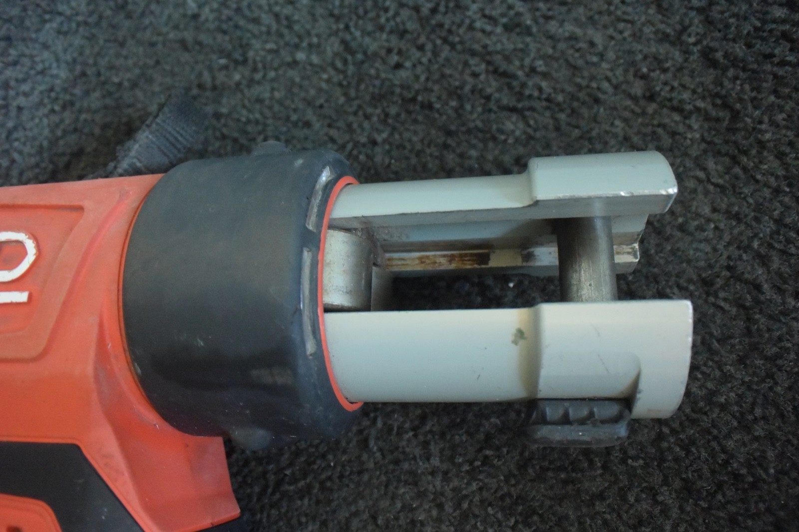 Ridgid Propress Model RP350 with One Battery