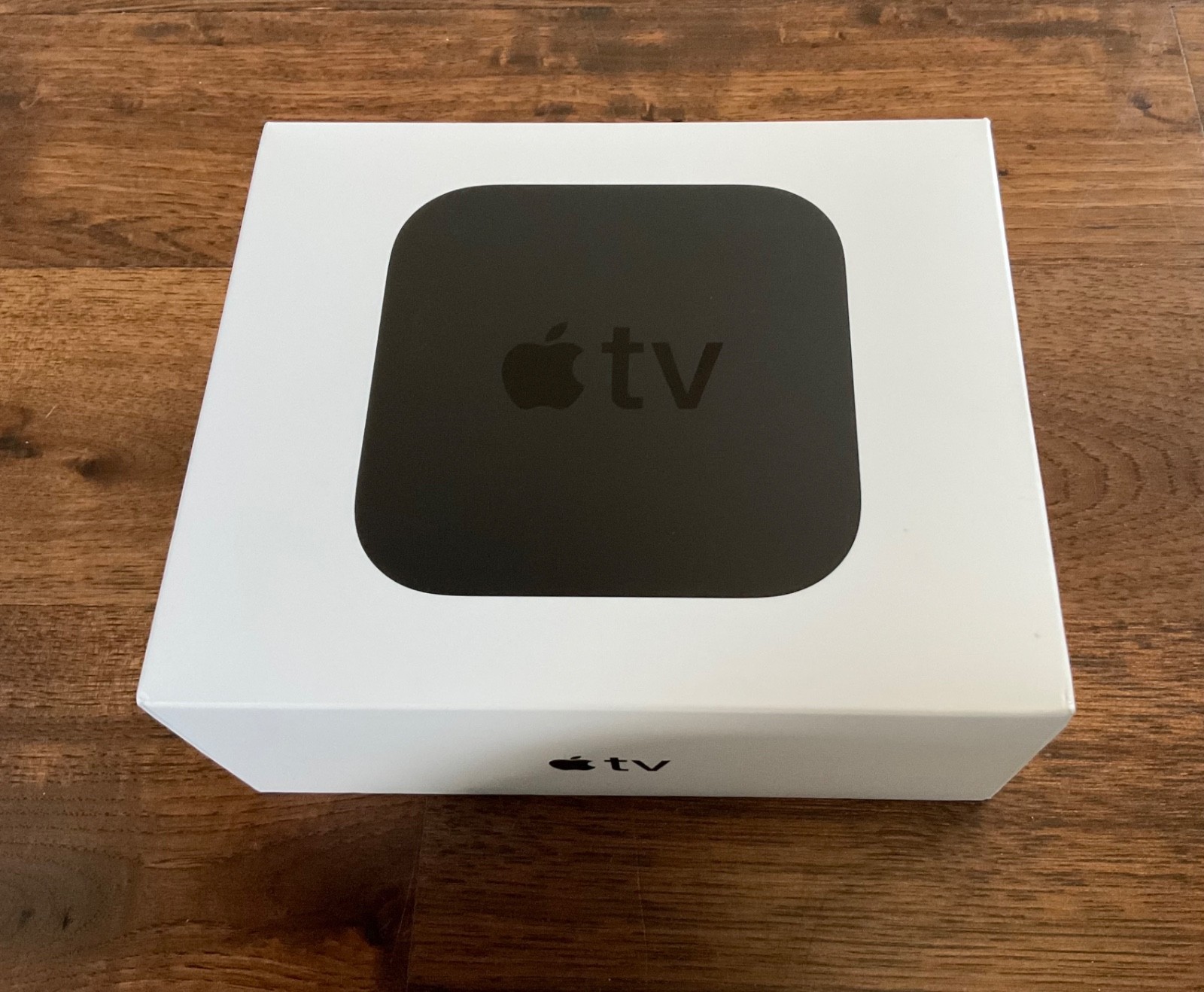 Apple TV (4th Gen)  32 GB HD Media Streamer with Remote and Power Cable