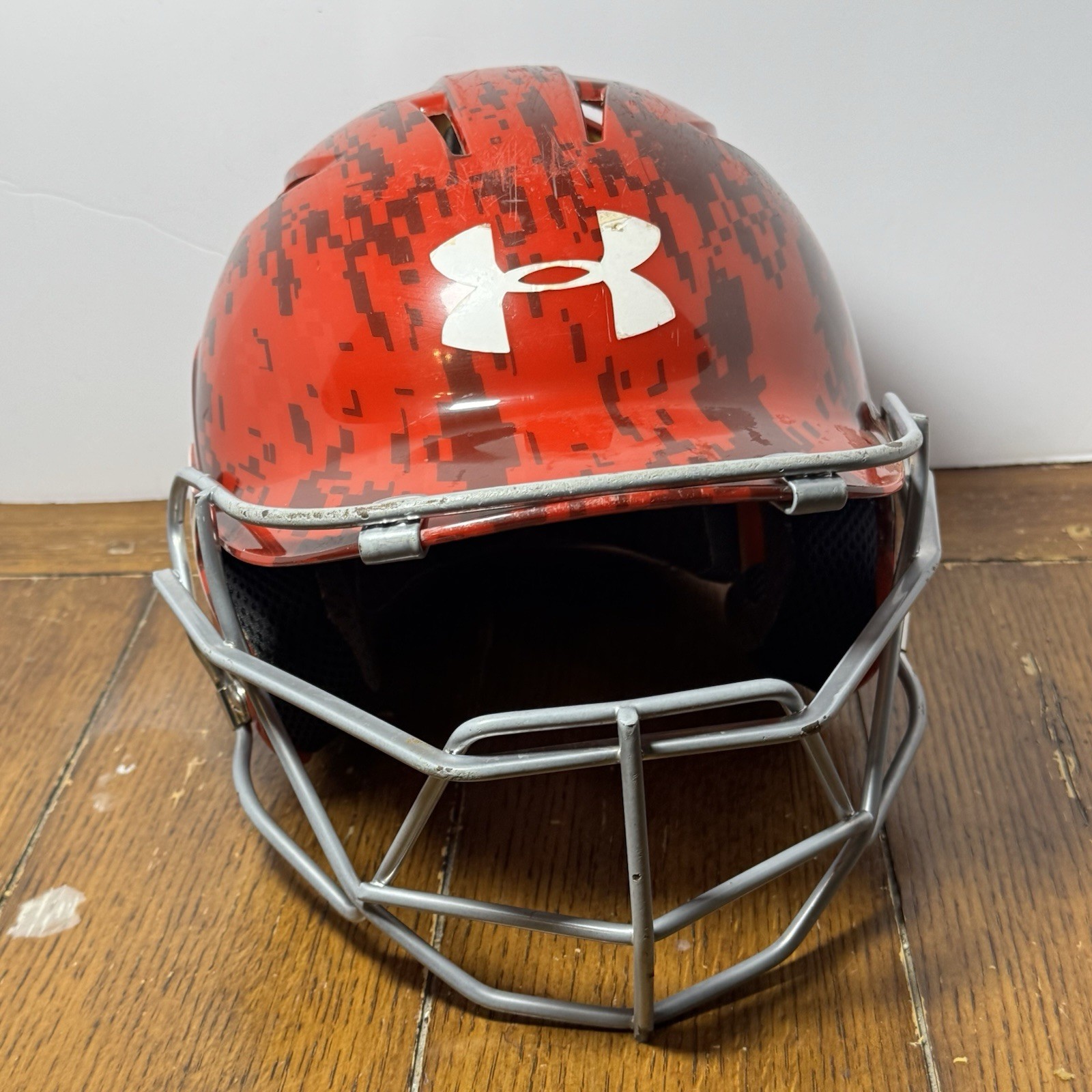 Underarmor Youth Baseball/Softball Batting Helmet UABH2-110 5 7/8 - 6 3/4 Red