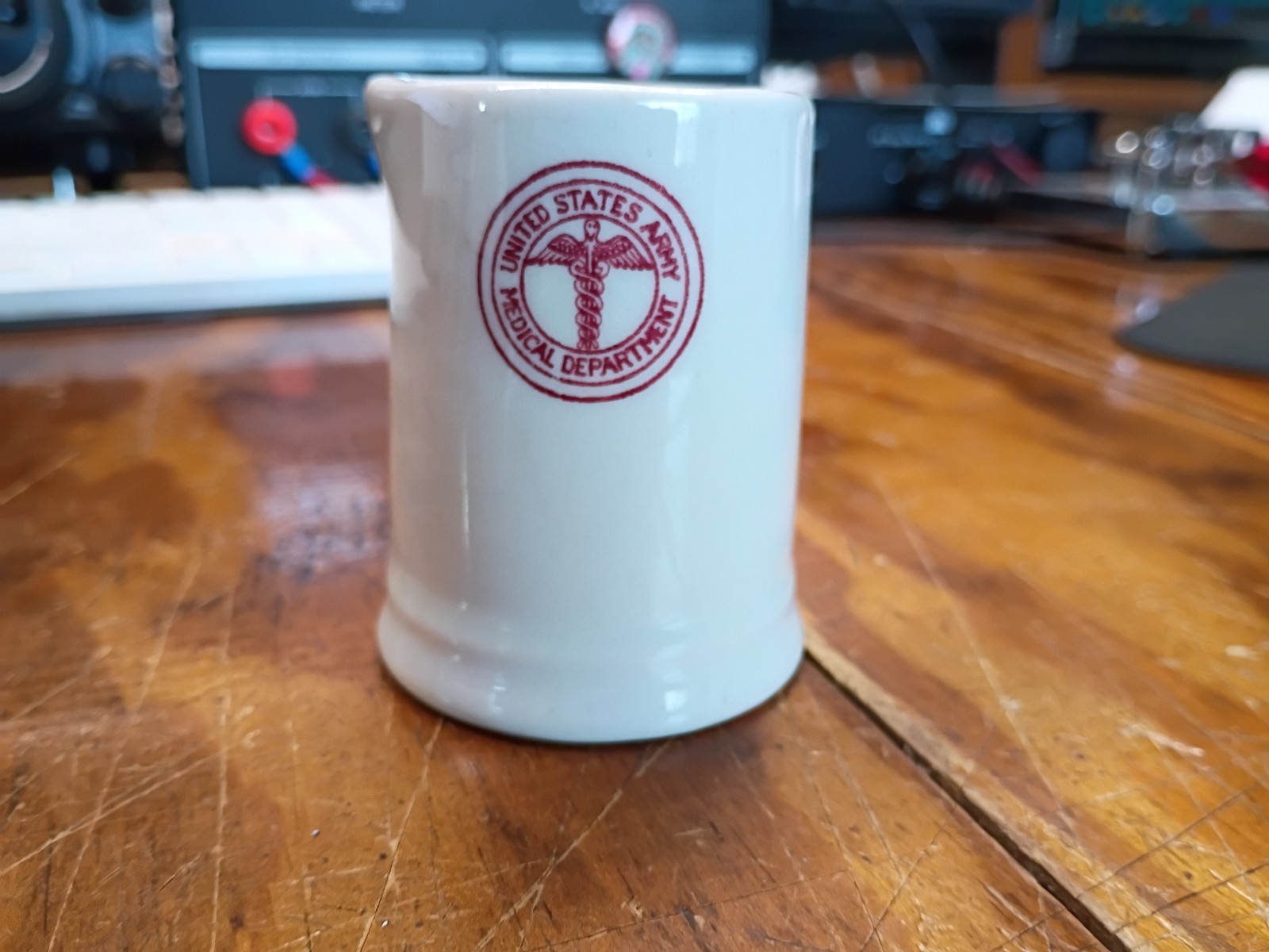Vintage 1943 WW2 US Army Medical Dept Creamer - Carr China Grafton WV - Code 43