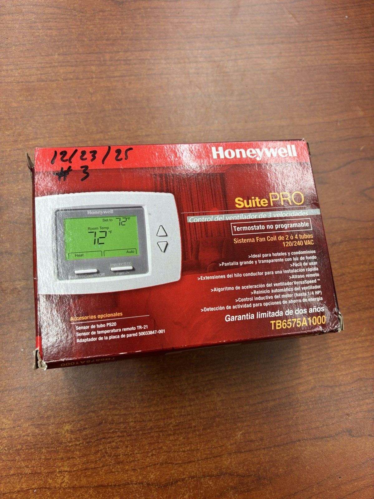 Honeywell TB6575A1000 Suite PRO- 120/240V, 3-Speed Fan Coil Thermostat