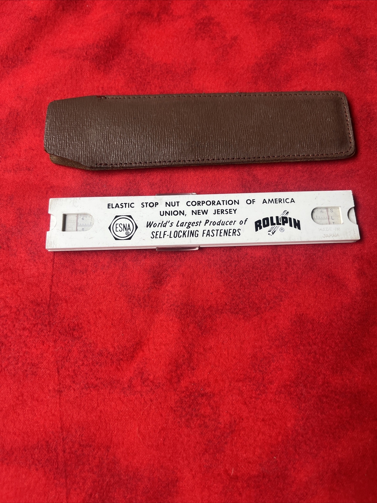 VINTAGE (UNBRANDED) ADVERTISING MACHINIST SLIDE RULE w/ LEATHER CASE (t56)