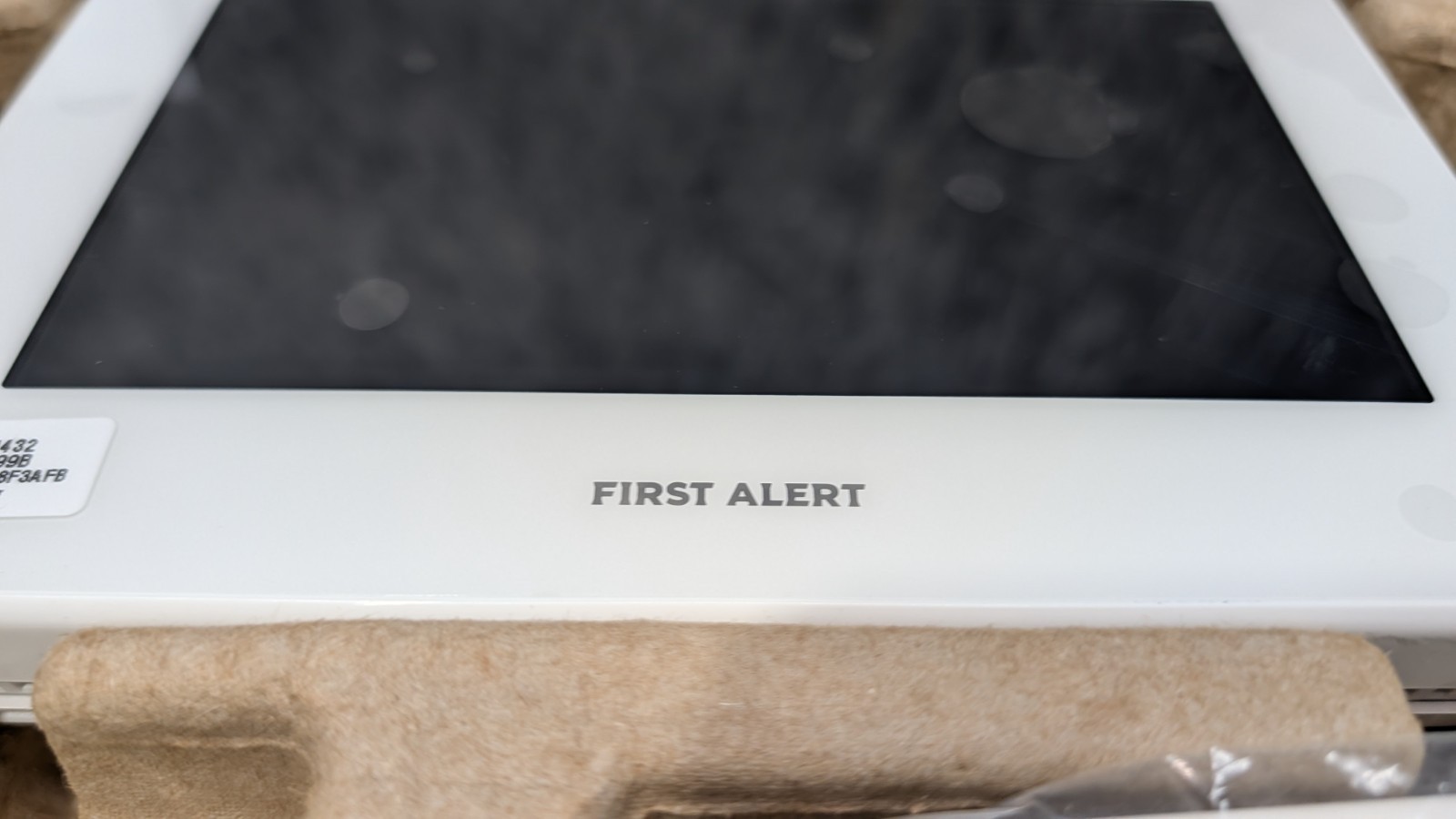 First Alert PROA7PLUS-FA Honeywell Pro Series 7" All-in-One Touchscreen Control