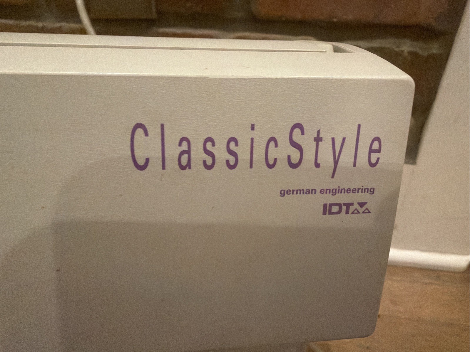 PFAFF Classic Style 2025 Sewing Machine Model Works