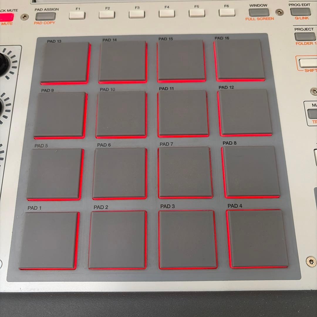 AKAI MPC Renaissance Flagship Music Production Controller Sampler Used