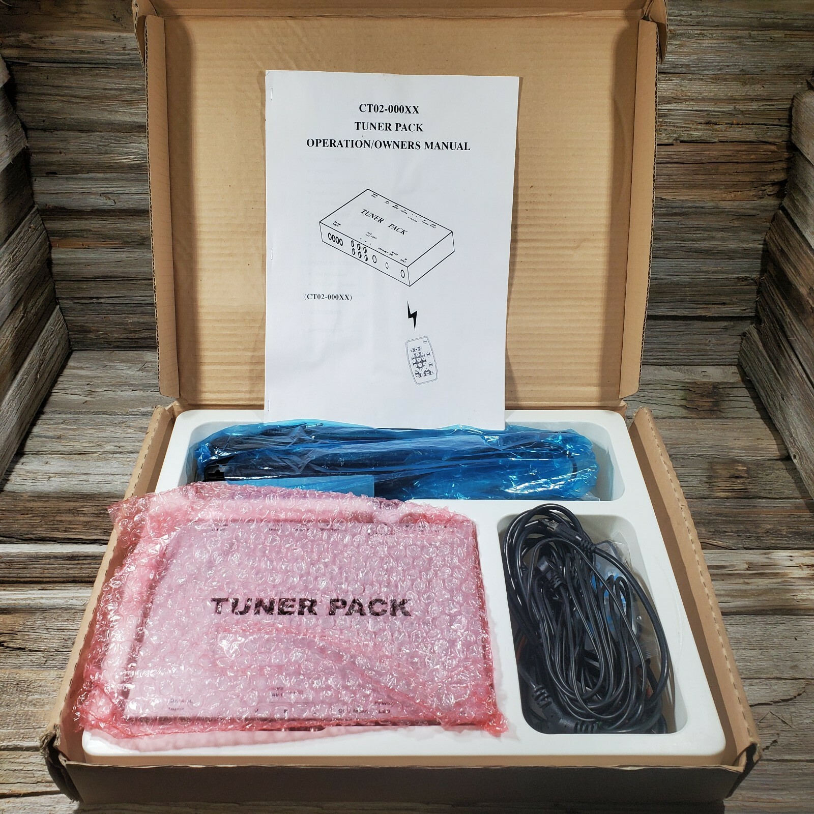 Tuner Box Pack TV CT02-000NT AV FM Modulation CATV Manual Cords Remote