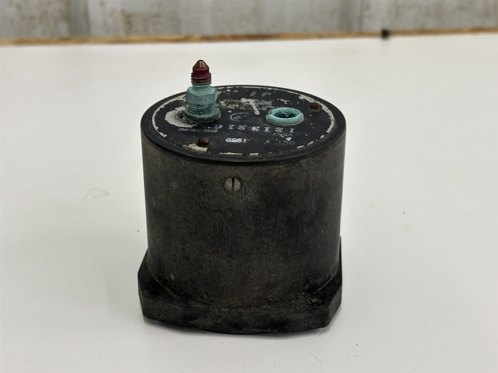 1960 Cessna 210 A Garwin Fuel Pressure Gauge 22-869-02