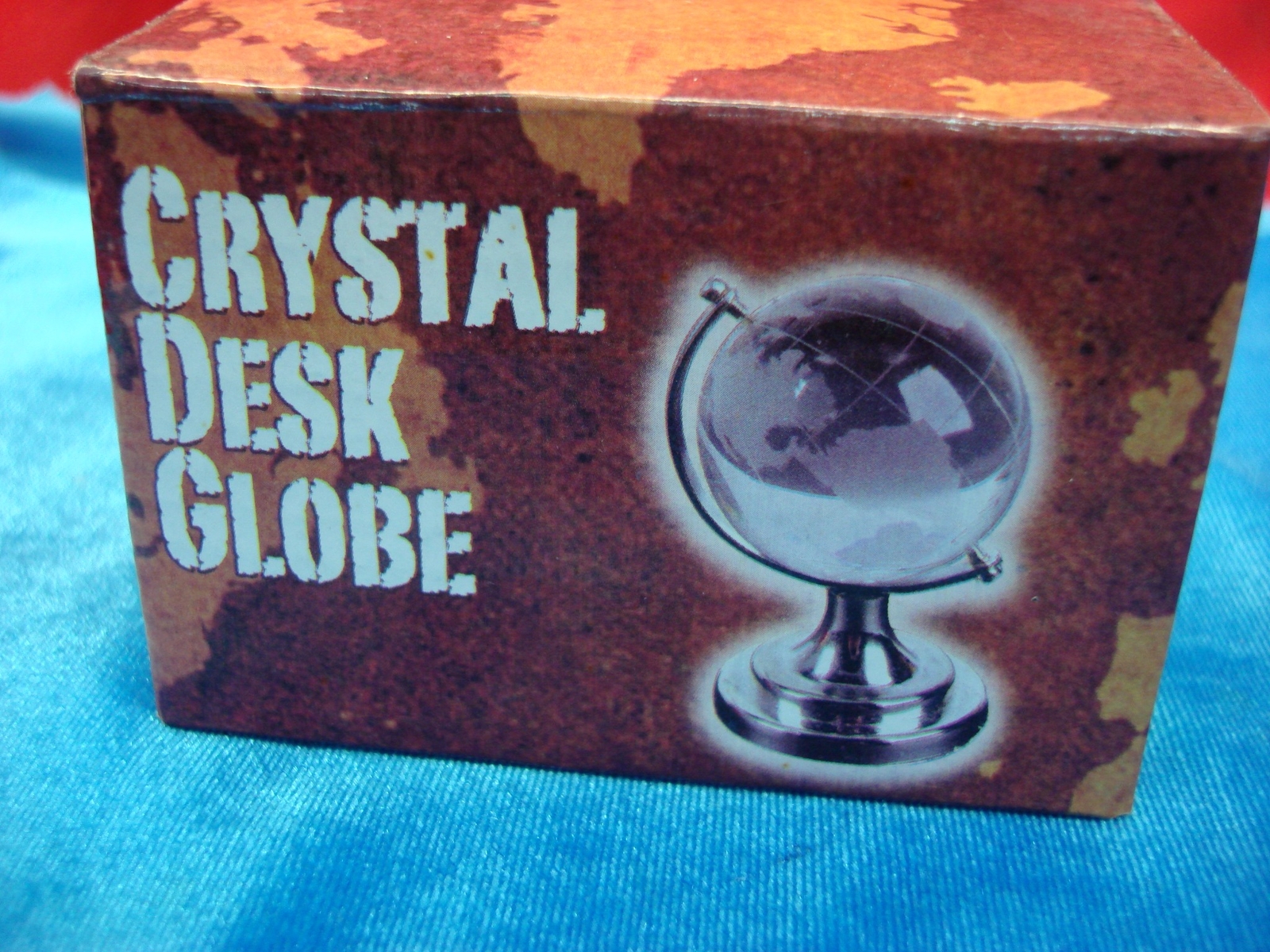 CRYSTAL GLASS GLOBE - NEW IN PKG. -