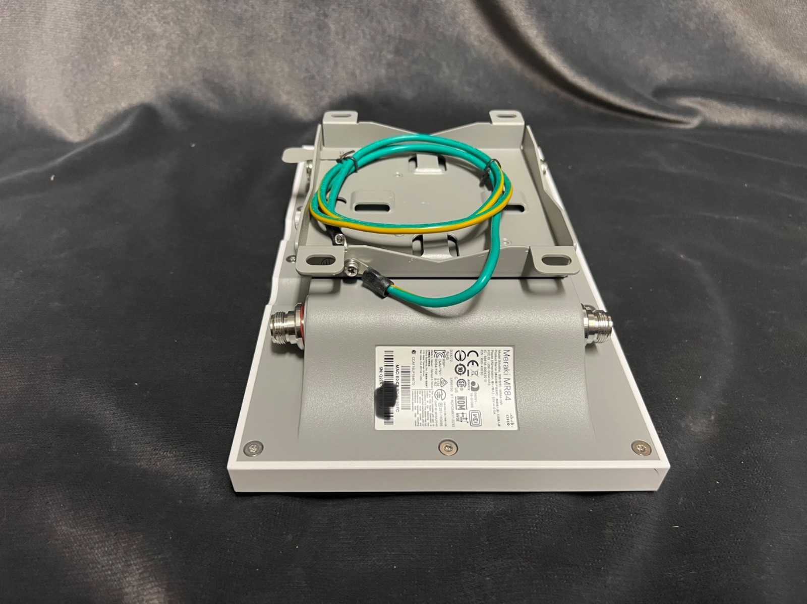 Cisco Meraki MR84 Cloud Managed Wireless Access Point MR84-HW Unclaimed