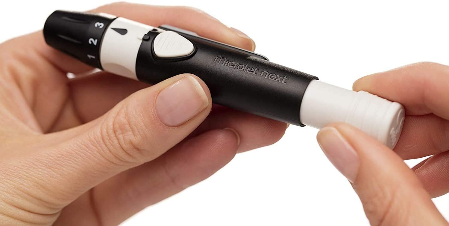 Microlet Next Lancing Device Kit 5 Clear Depth Settings with Safety Lock Endcap