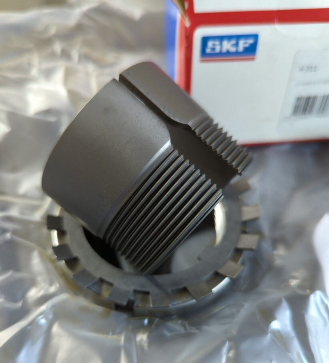 SKF H311  Adapter Sleeve for shaft diameter 50mm; 45mm long with M55x2 thread