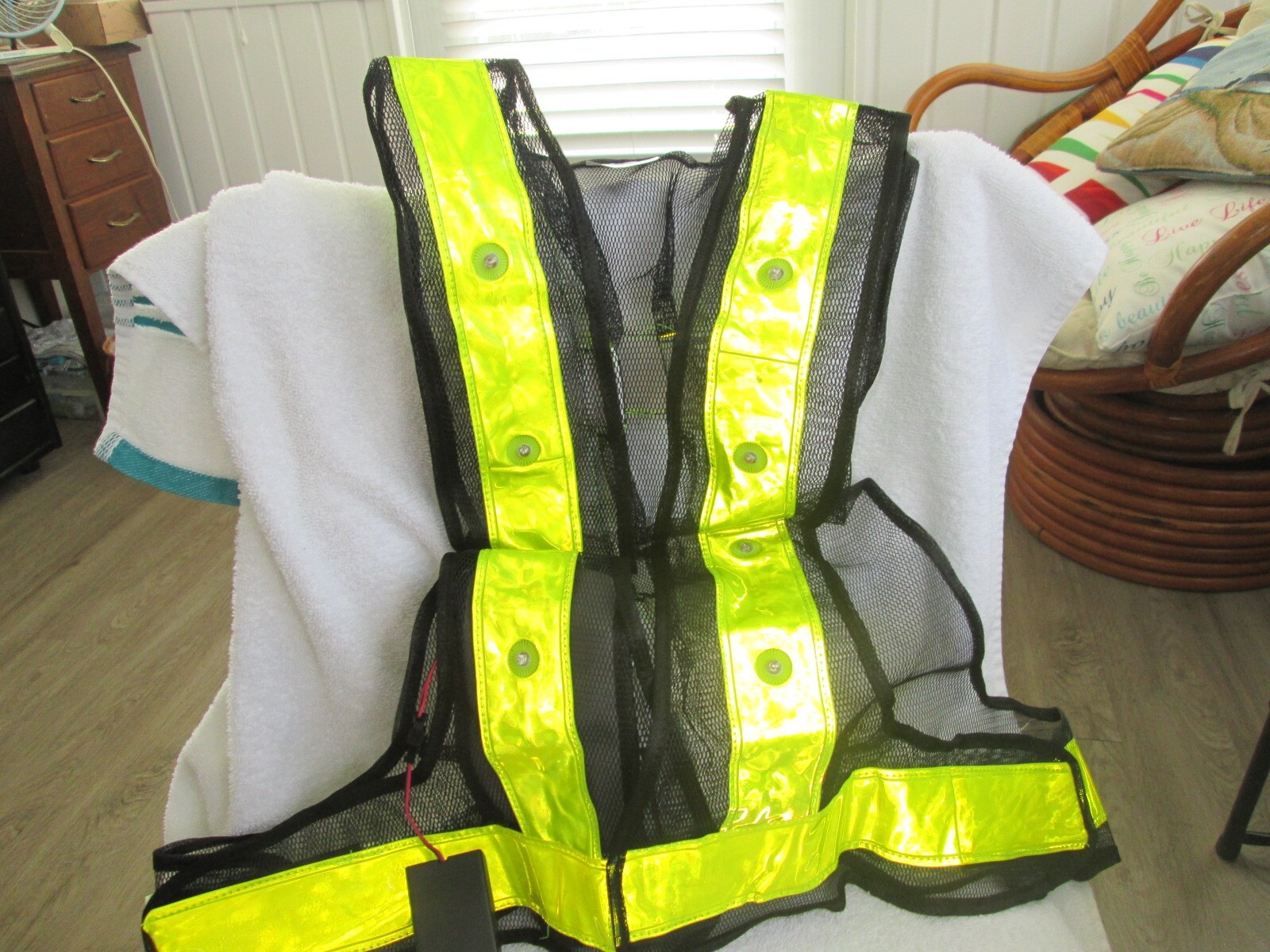 Electric Safety Vest XL Especially for Night Riders # 2987