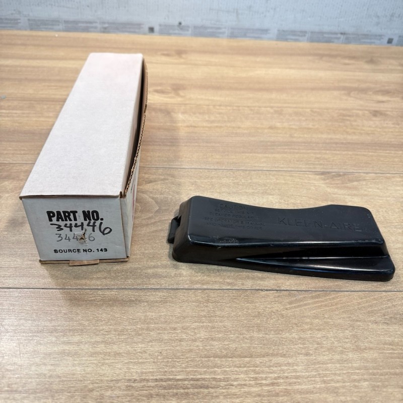 New TECUMSEH OEM NOS FILTER COVER / 34446